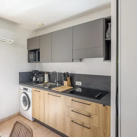 Capra Scorsa - Appt Vue Et Piscine Partagee Belgodère