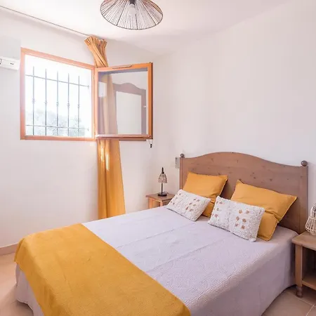 Capra Scorsa - Appt Vue Et Piscine Partagee Apartment Belgodère