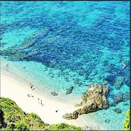 Apartment Capra Scorsa - Appt Vue Et Piscine Partagee Belgodere (Corsica)
